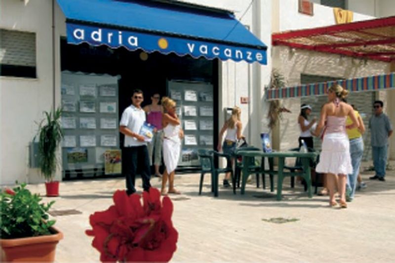 Adria Vacanze - Affitti estivi Alba adriatica Tortoreto - Affitti e vendite Appartamenti